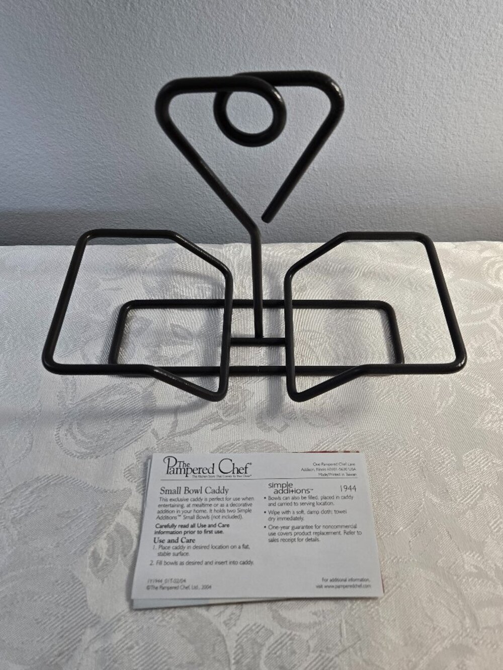 Pampered Chef Small Bowl Caddy